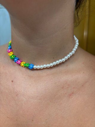 Collar hecho a mano flores y perlas