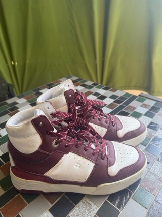 Zapatillas Tommy Hilfiger altas burdeos/blancas T.