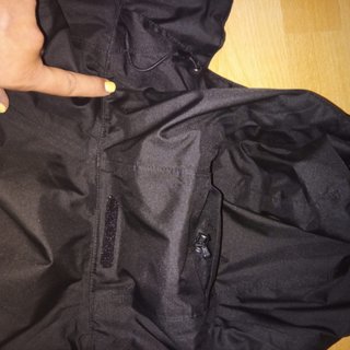 Chaqueta The North Face Negra Impermeable