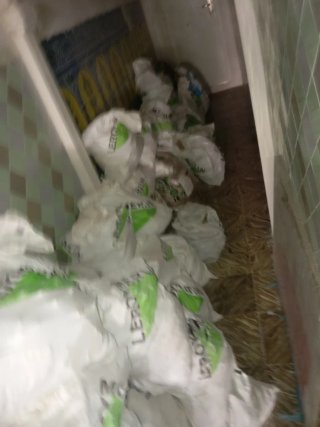Retirada 50 sacos escombro - ¡A PIE DE CALLE! fáci