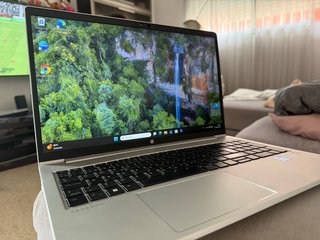 Portátil HP Plata, cargador