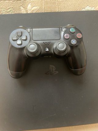 PS4 SLIM 500GB + MANDO + 10 JUEGOS EN GRAN ESTADO