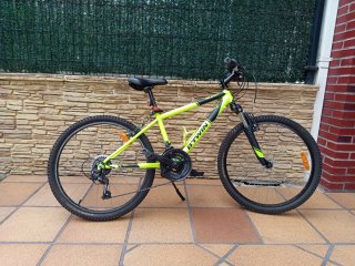 Bicicleta Btwin Rockrider 500 (24 pulgadas)