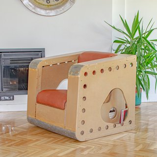 Sillón LONTÉ cuero marrón hecho a mano