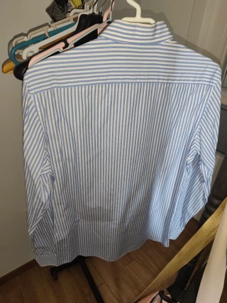 Camisa Sfera rayas azul y Chaqueta Springfield