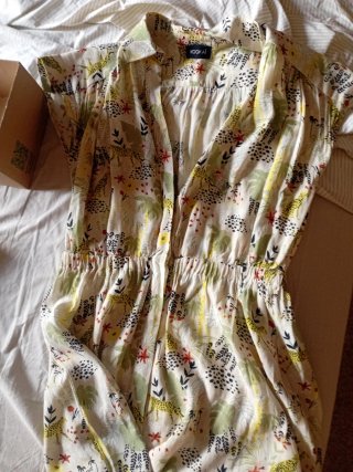 Vestido Kookai Talla 36 Estampado Selva y regalo