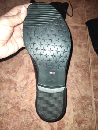 Botas altas de cuero negro