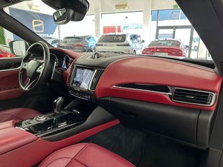 MASERATI Levante V6 275 HP D AWD