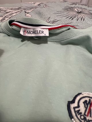 Camiseta Moncler turquesa