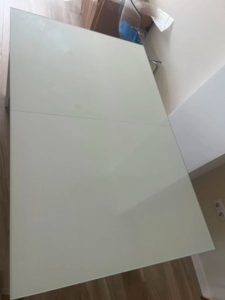 Mesa extensible blanca brillo cristal