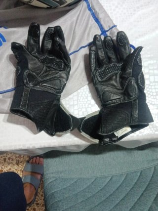 Pack Moto: Casco Shark Talla XS + Guantes