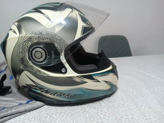 Pack Moto: Casco Shark Talla XS + Guantes