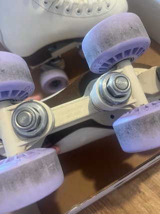 Patines de 4 ruedas blancos talla 33