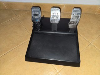 Thrustmaster T300 + TH8A