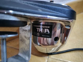 Thrustmaster T300 + TH8A