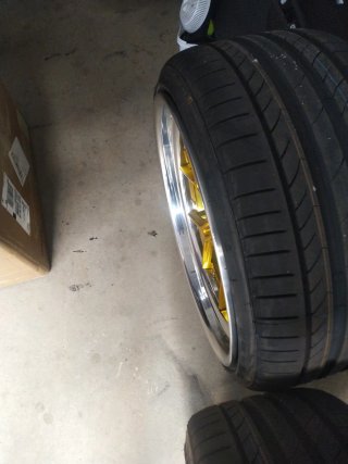Llantas Doradas 2 piezas. 5x 120 C.B: 72.56
