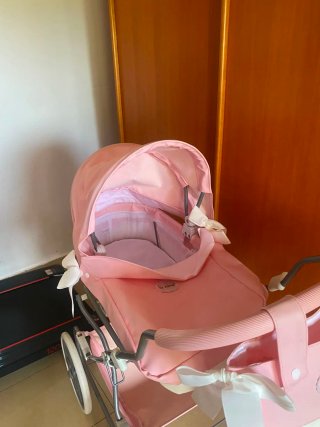 Carro de juguete rosa La Nina
