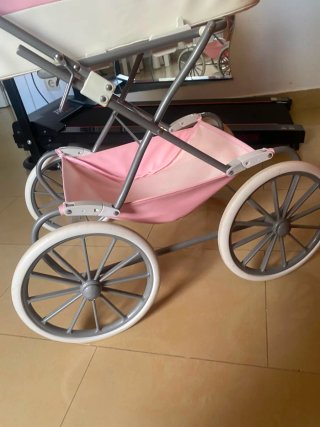 Carro de juguete rosa La Nina
