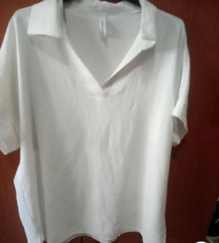 Conjunto pantalón y blusa blanco y morado