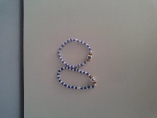 Pulseras hechas a mano con abalorios