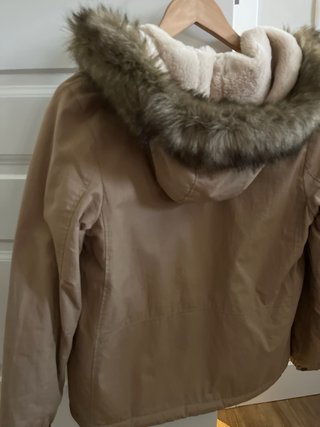 Abrigo Massimo Dutti niña beige Talla 13-14.