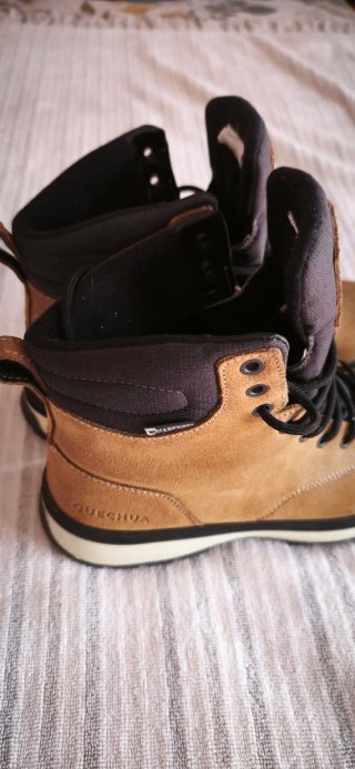 Botas Quechua Marrones y Grises