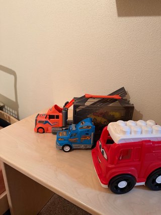 Juguetes Camiones y Coche Bomberos