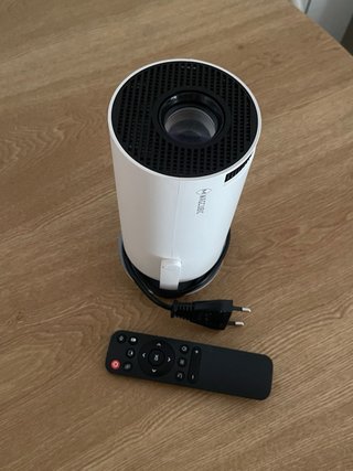 Mini proyector MAGCUBIC gris