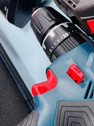 Taladro Percutor Bosch Professional 18V