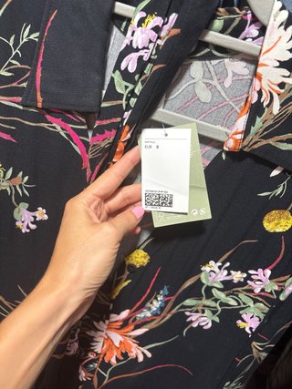 Vestido H&M estampado floral negro