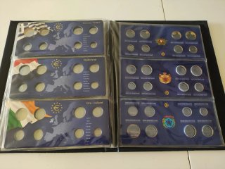 Álbum antiguo para monedas euro