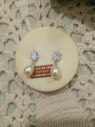 Aretes Plata Baño Oro 18k Perlas y Circonitas