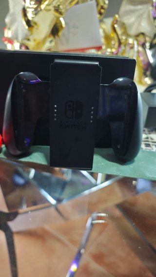 Nintendo Switch 64GB + Tarjeta 64GB