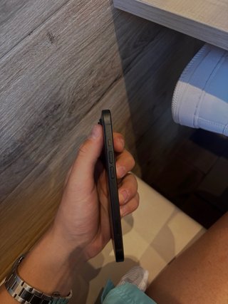 iPhone 15 Negro Azulado