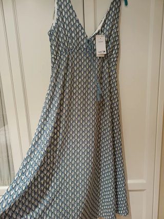 Vestido midi punto Springfield