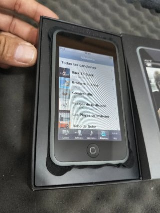 Apple iPod A1213 Plata