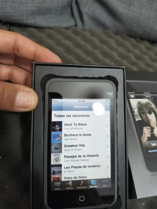 Apple iPod A1213 Plata