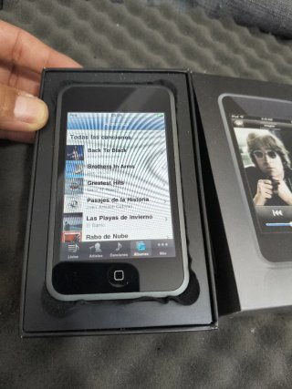 Apple iPod A1213 Plata