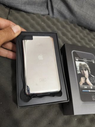 Apple iPod A1213 Plata