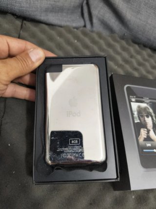 Apple iPod A1213 Plata