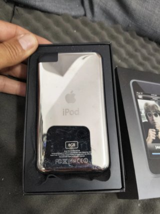Apple iPod A1213 Plata