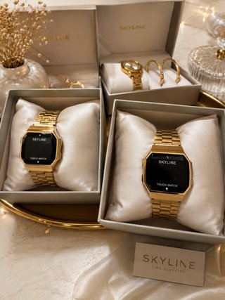 Relojes Skyline Oro y Negro