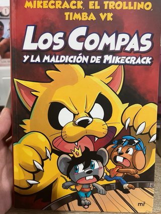 Los Compas perdidos en el espacio y 3 mas
