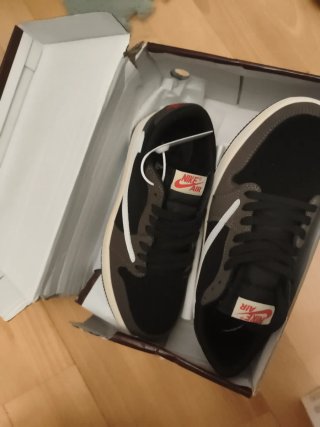 Nike Air Jordan 1 Travis Scott Low