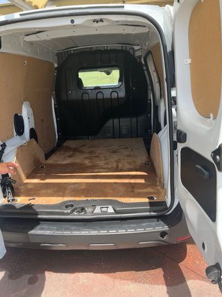 Vendo furngoneta casi nueva