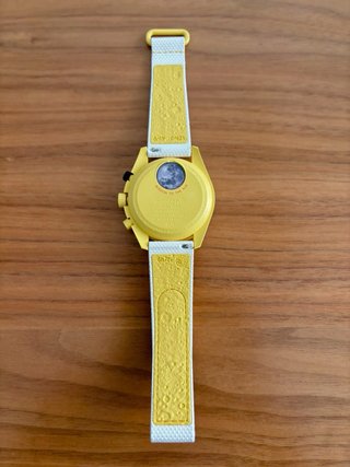 Swatch x Omega MoonSwatch Solar Eclipse SSX01J100