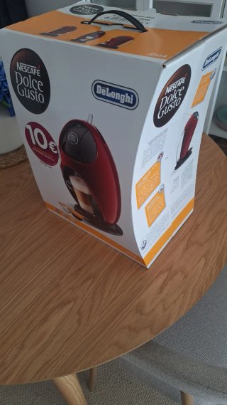 Cafetera Dolce Gusto Jovia DeLonghi Roja