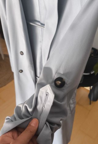 Gabardina gris azulado claro
