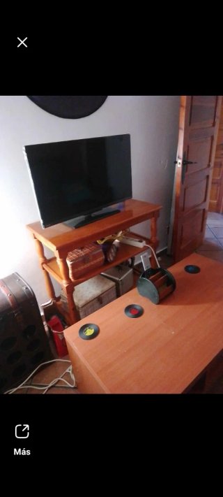 Se alquila habitación solo CHICAS