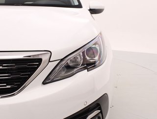 Peugeot 308 5p Allure 1.5 BlueHDi 96KW (130CV)